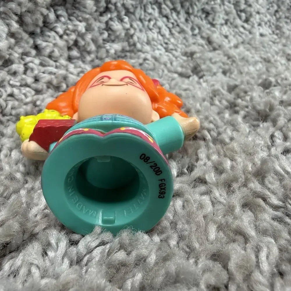 Fisher Price Little People Sofie Figure And Chicks Red Glasses Red Hair 2016 Toy